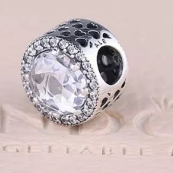 Pandora clear radiant Hearts charm. - Picture 6 of 8
